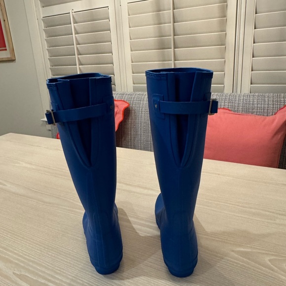 Hunter rain Boots - Picture 3 of 5
